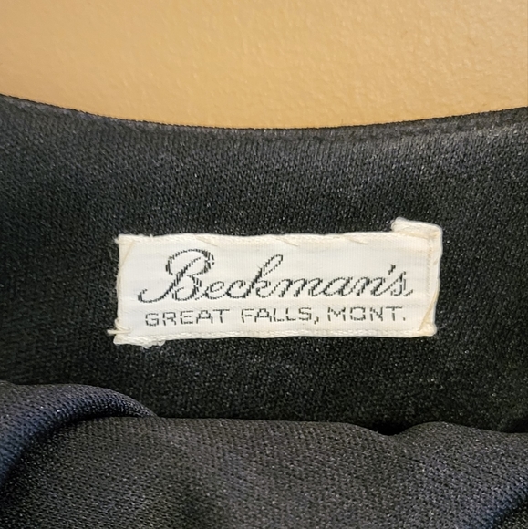 Beckman's of Great Falls. Evening jacket with ostrich cuffs - Picture 4 of 4
